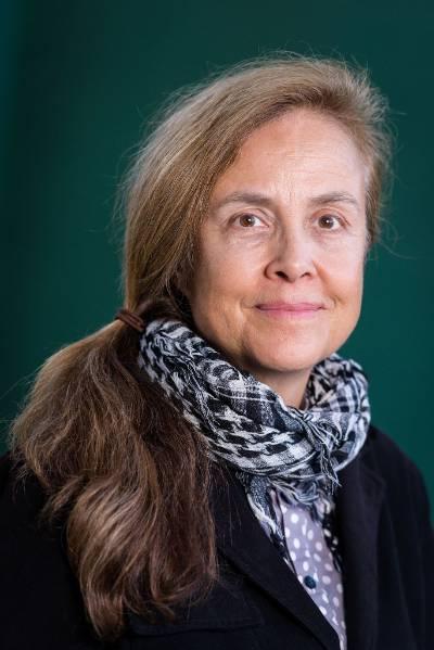 Headshot of Naomi Shihab Nye