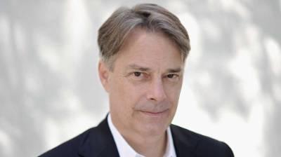 Headshot of Whit Stillman